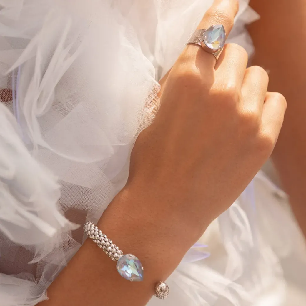 Classic Drop Ring