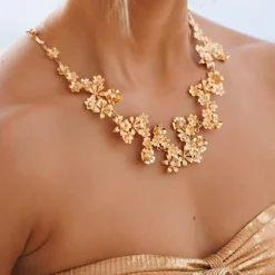 Laurel Necklace/Crystal