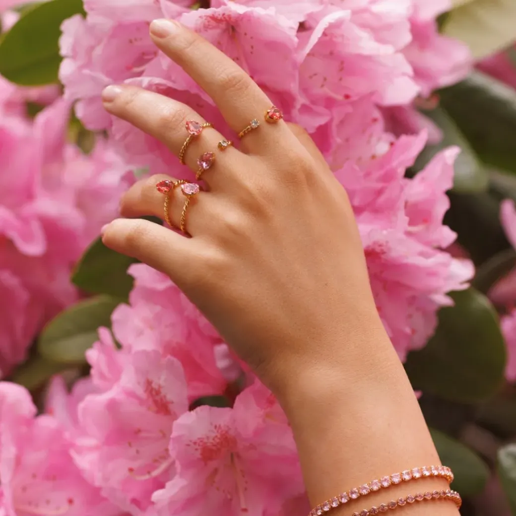 Niki Ring