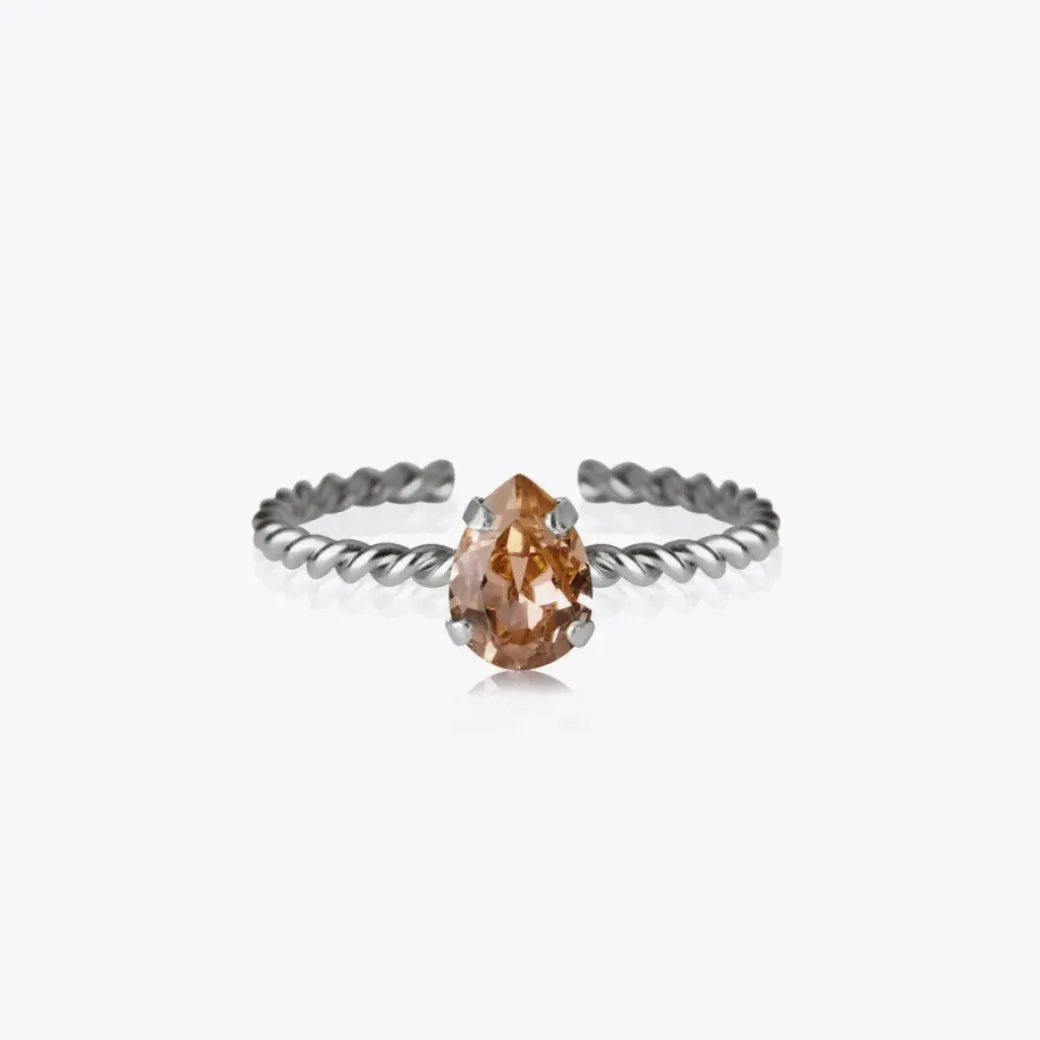 Niki Ring